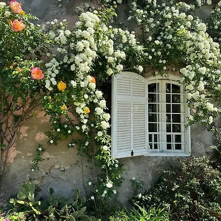 Country House With Garden&private Parking! *